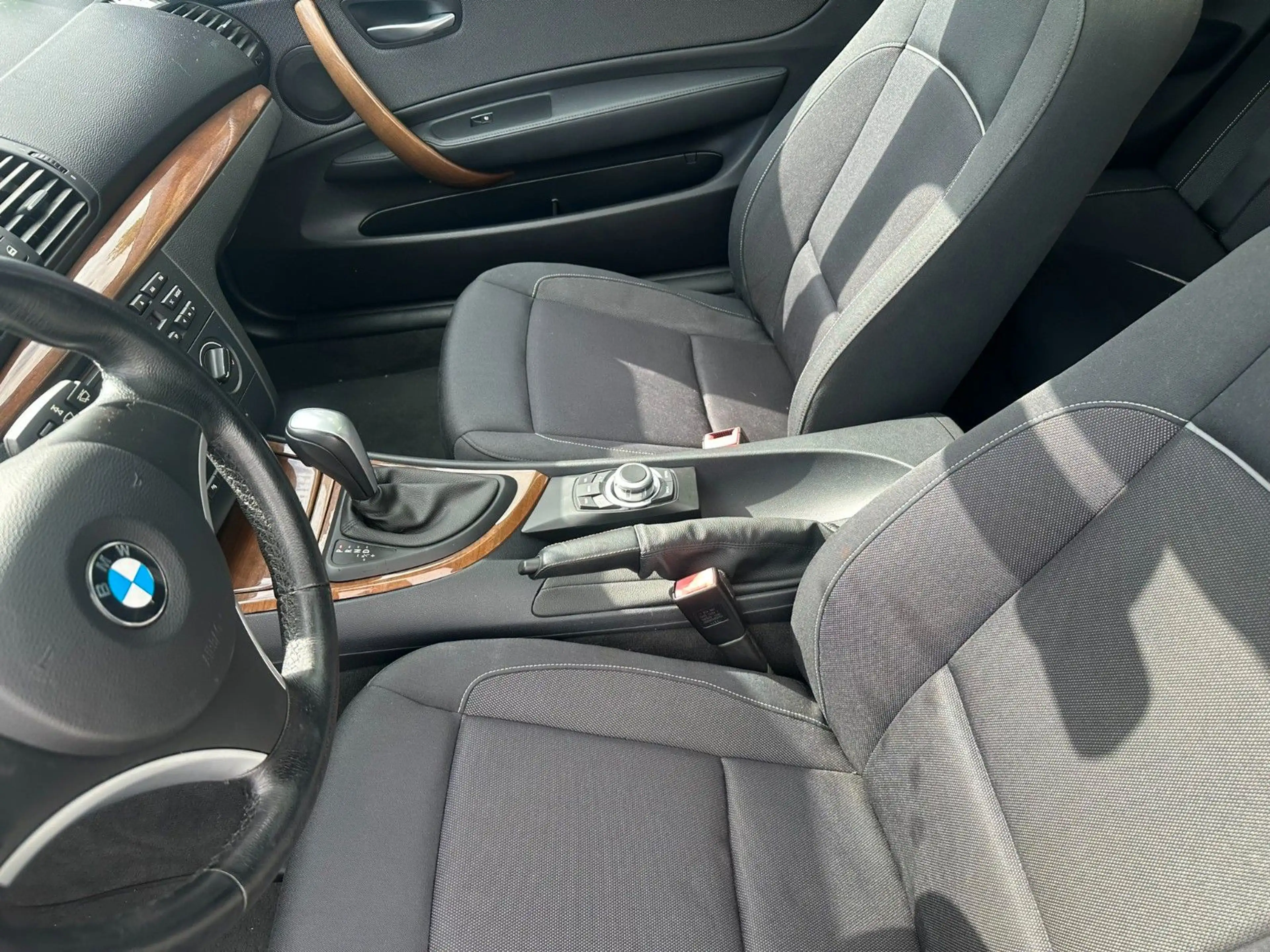 BMW 120 d Coupe*Automatik*Navi*R-Cam*Klima*PDC*Top* — photo 10