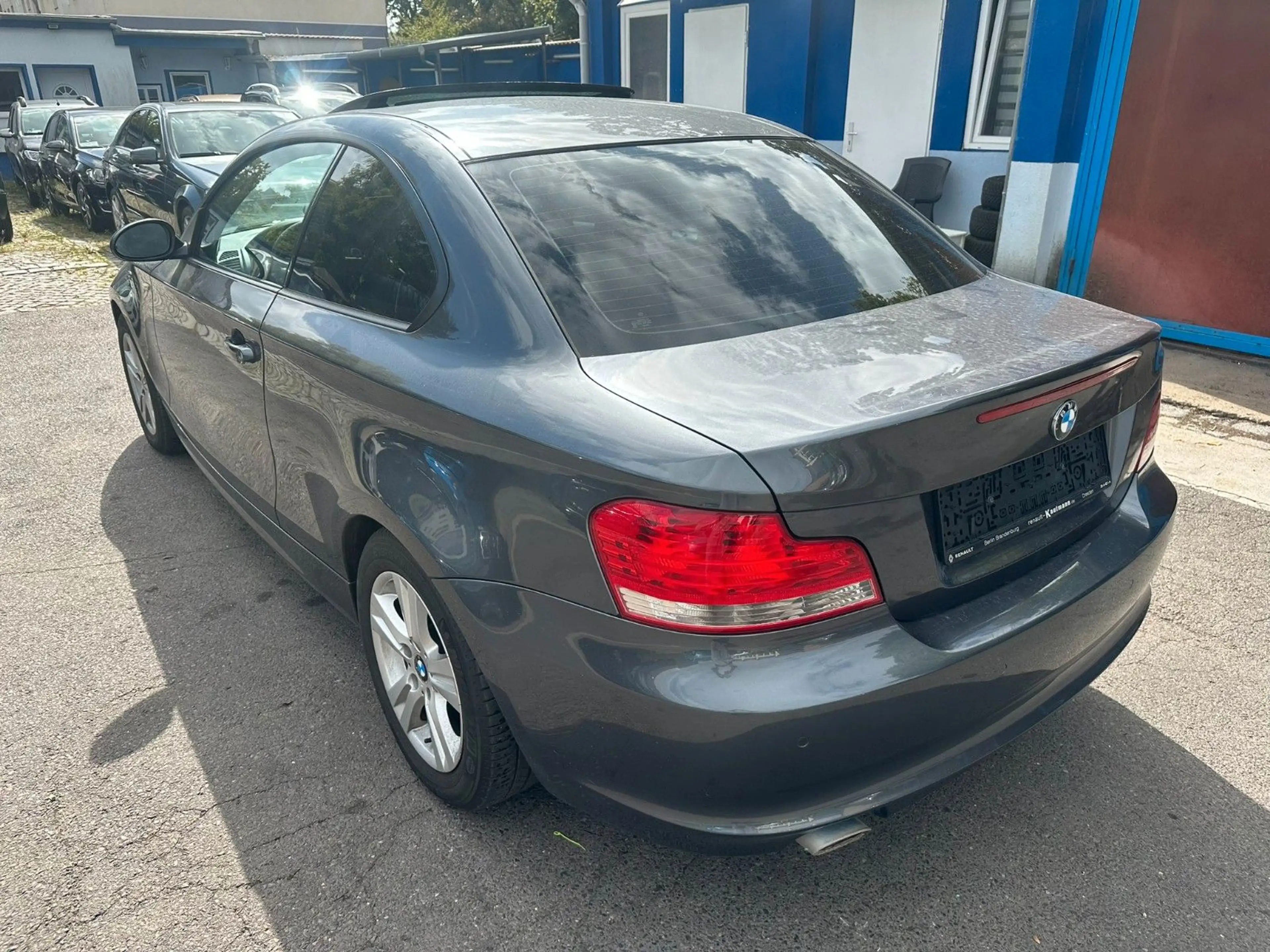 BMW 120 d Coupe*Automatik*Navi*R-Cam*Klima*PDC*Top* — photo 4