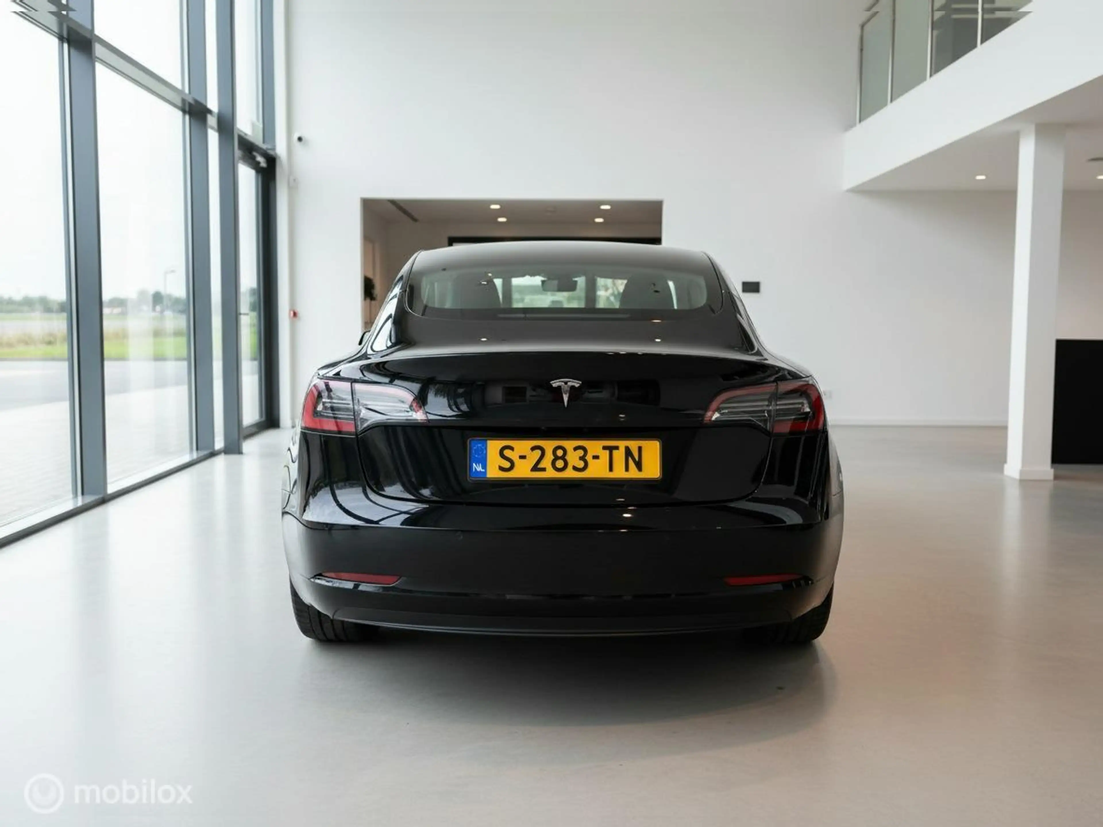 Tesla Model 3 Standard RWD Plus | 60 kWh LFP | Warmtepomp | 19" — photo 7
