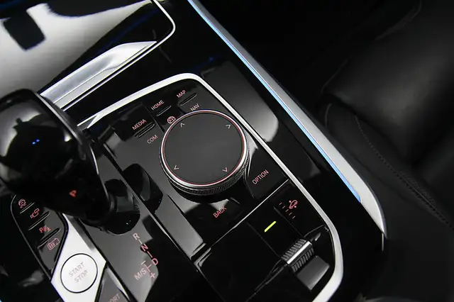 BMW X5 xDrive45e M-SPORT*SHADOW-LINE*LASER*PANORAMA*AHK Ansicht 19