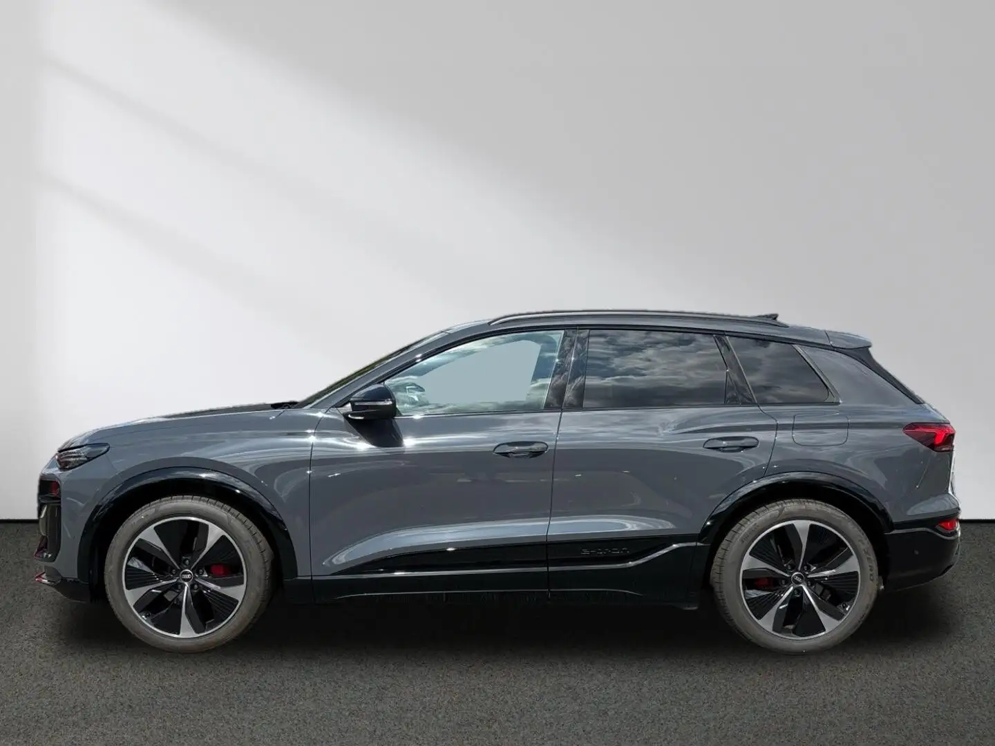 Audi Q6 e-tron e-tron performance Matrix Pano B&O AHK Gris - 2