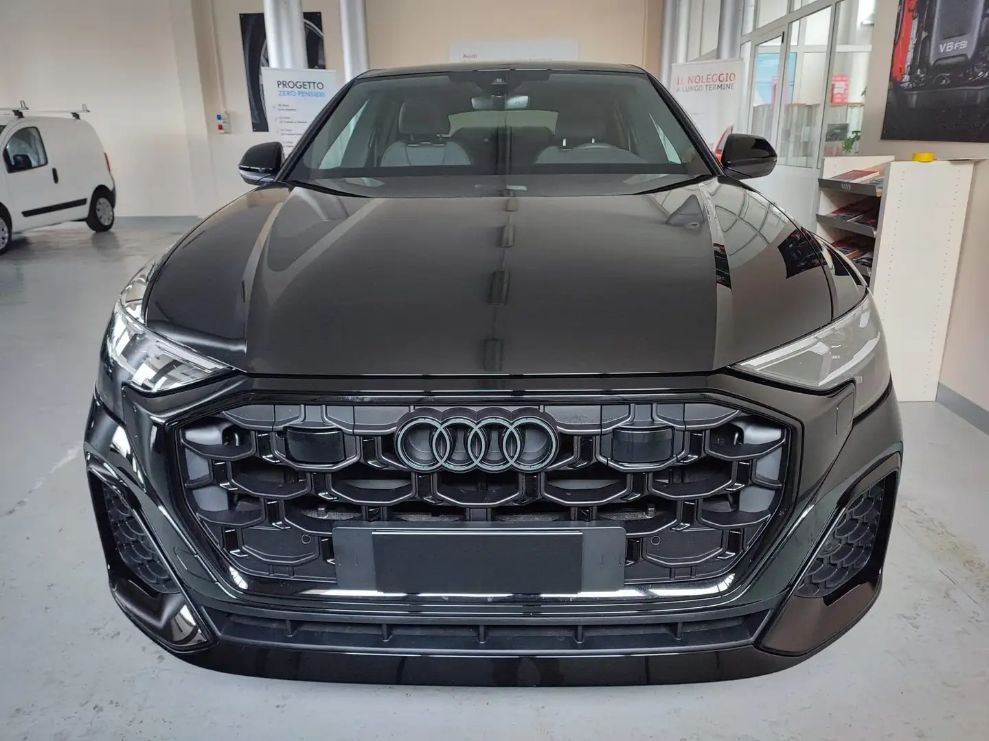 Audi Q8 45 3.0 tdi mhev Sport quattro tiptronic Negro - 1