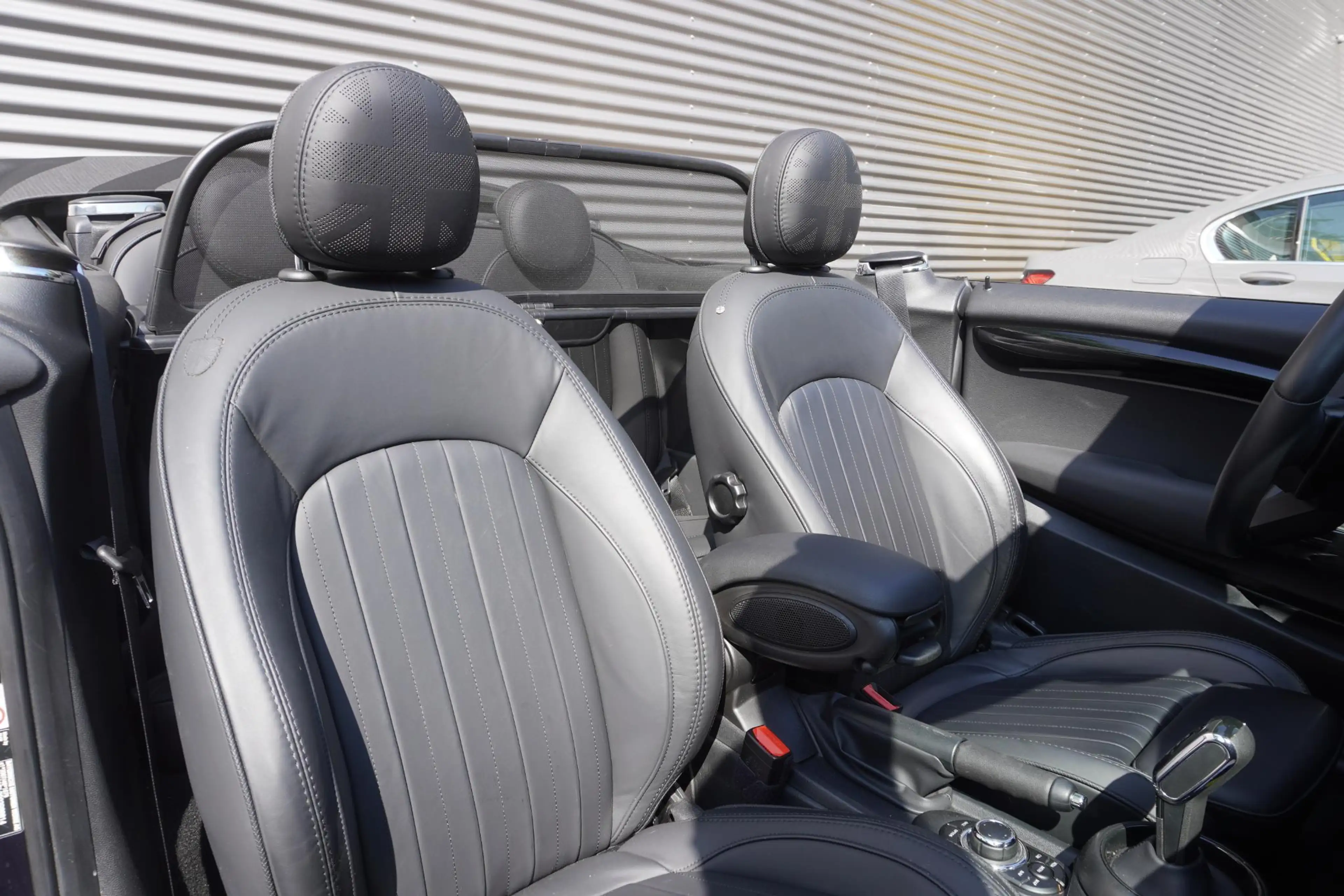 MINI Cooper S Cabrio | Resolute Edition | Stuurwielrand verwarmd | Harm — photo 8