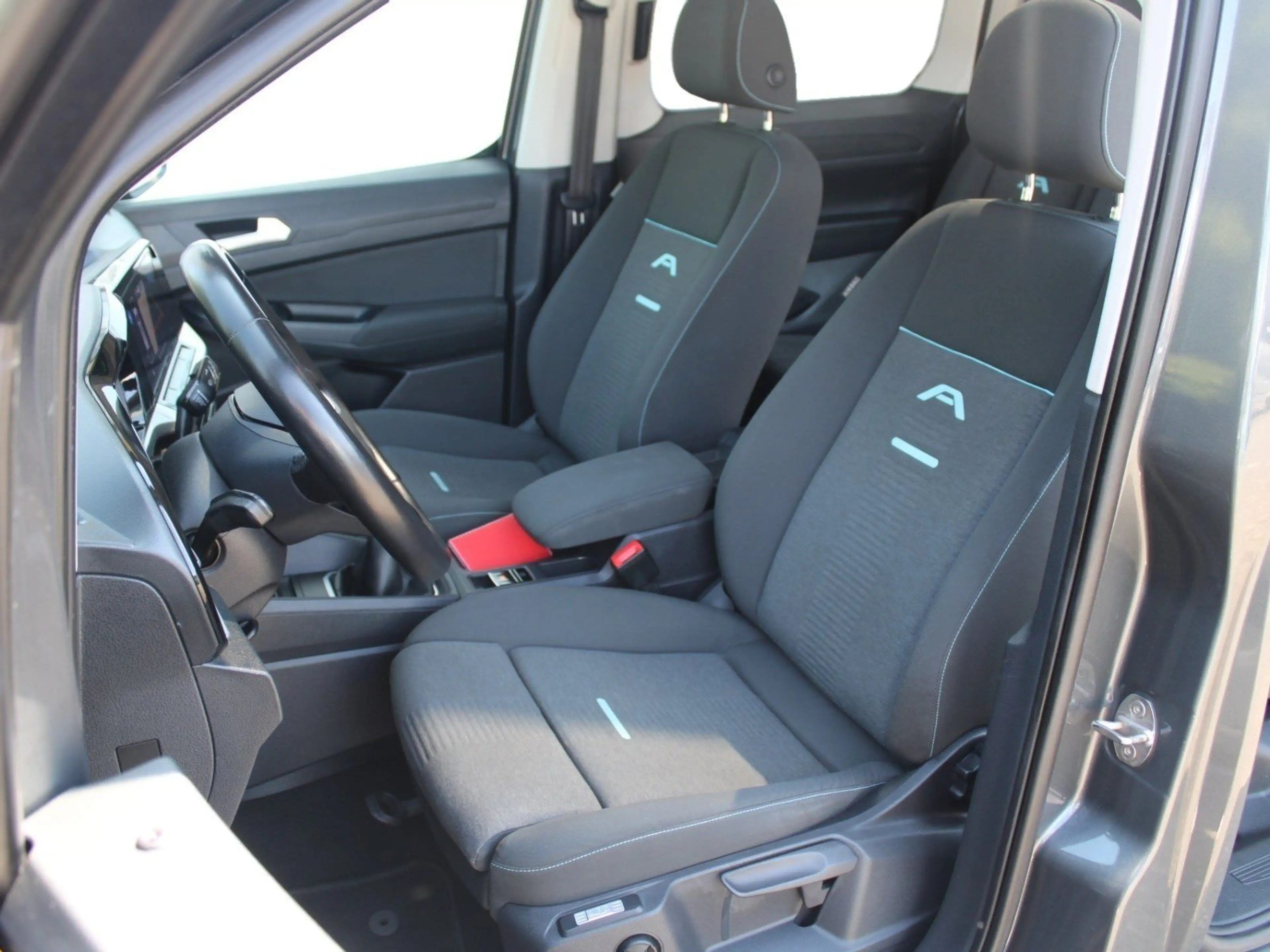 Ford Tourneo Connect Active L2 - 7 Sitze (Grand Tourn — photo 15