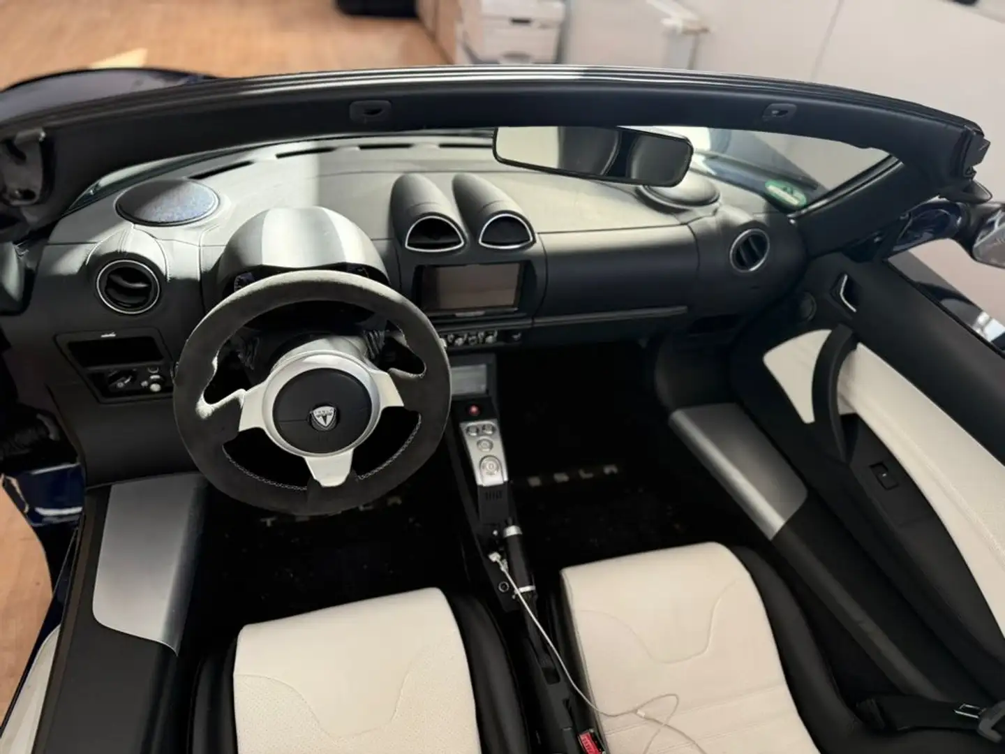 Tesla Roadster Blau - 2