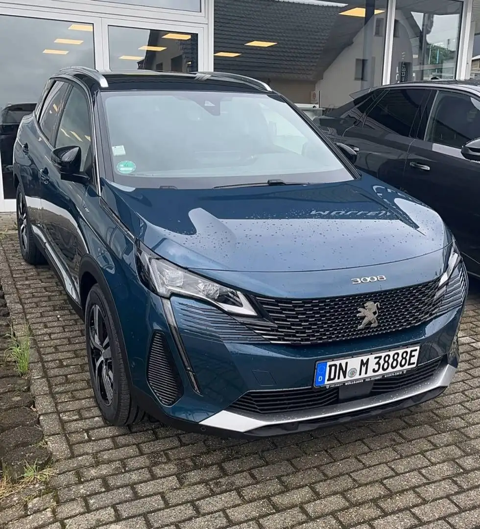 Peugeot 3008 GT HYB 225EEAT8 Blau - 1