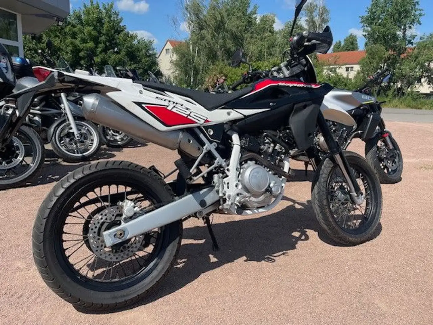Husqvarna SMR 125 Bianco - 2
