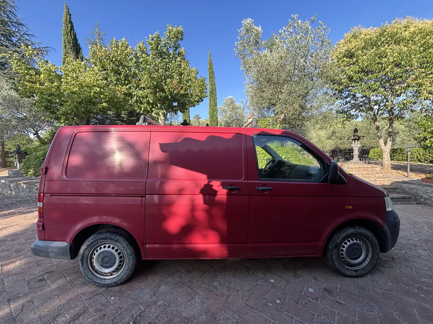 Volkswagen T5 transporter - 2