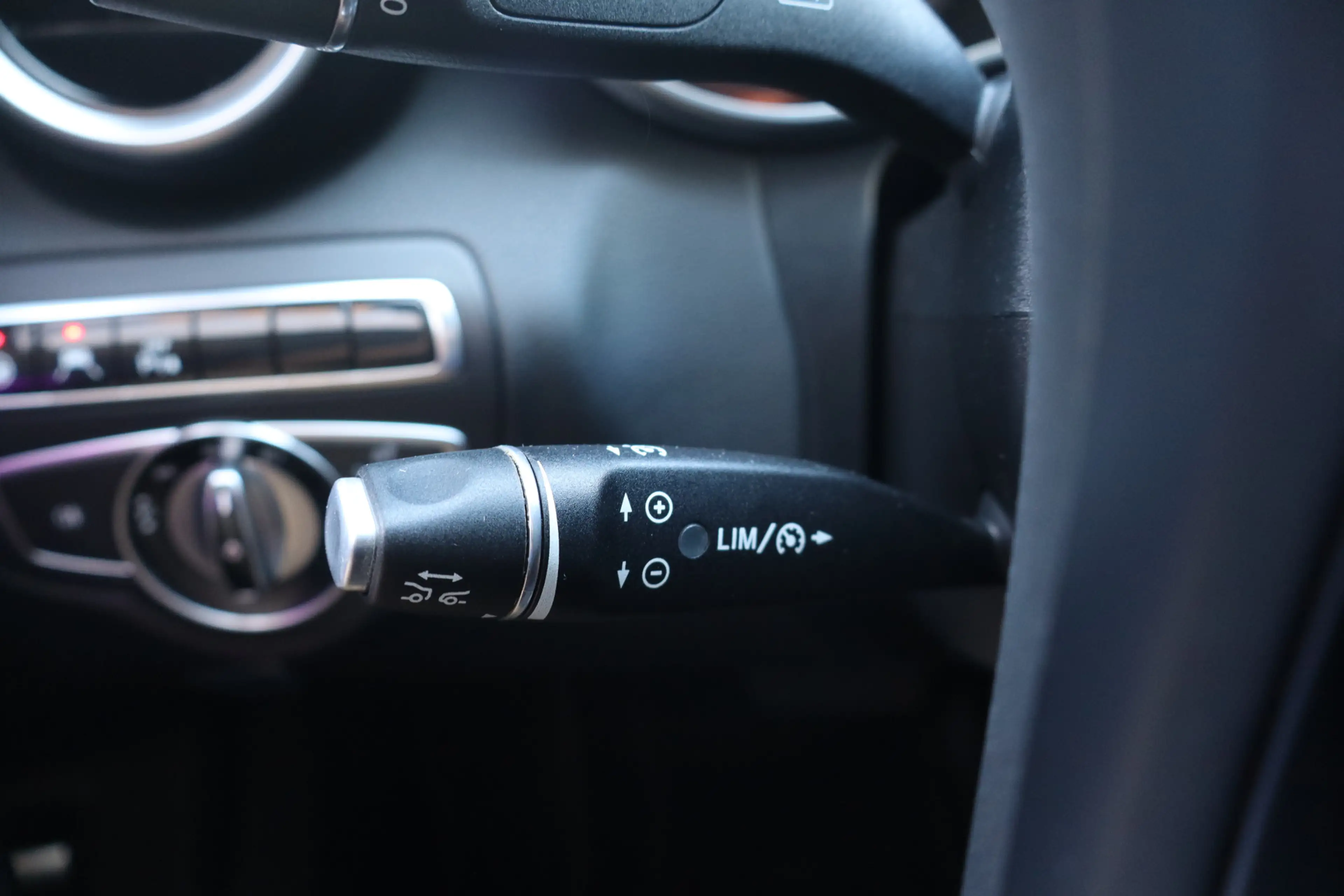 Mercedes-Benz C 350 e Lease Edition Adap.cruise I Camera I Sfeerverlic — photo 12