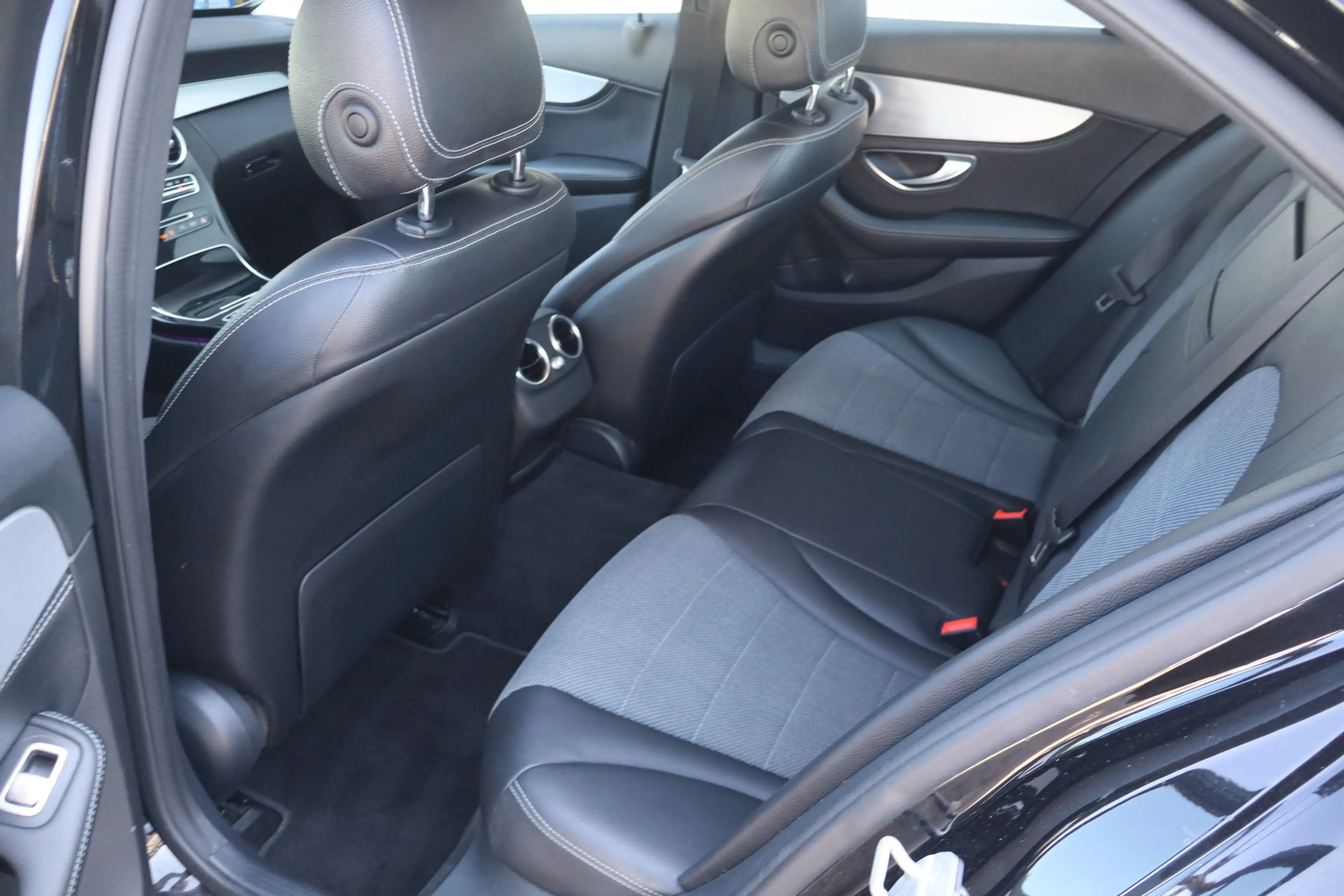 Mercedes-Benz C 350 e Lease Edition Adap.cruise I Camera I Sfeerverlic — photo 35