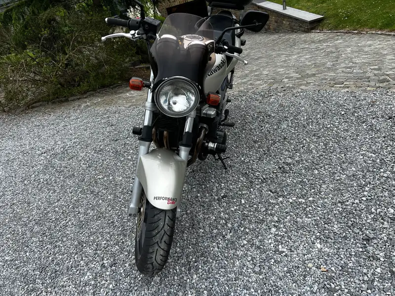 Kawasaki ZR - 7 - foto 2