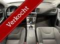Volvo V60 2.0 D4 Kinetic NETTE AUTO !! Gris - thumbnail 2