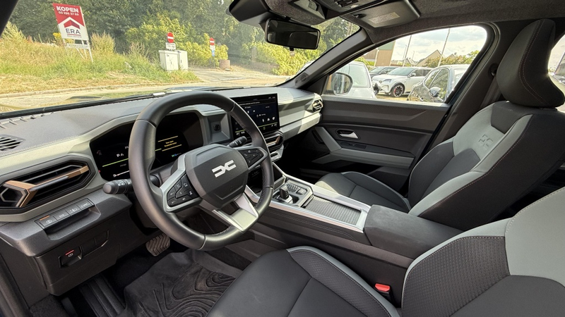 Dacia Bigster Hybrid 155 Extreme — photo 13