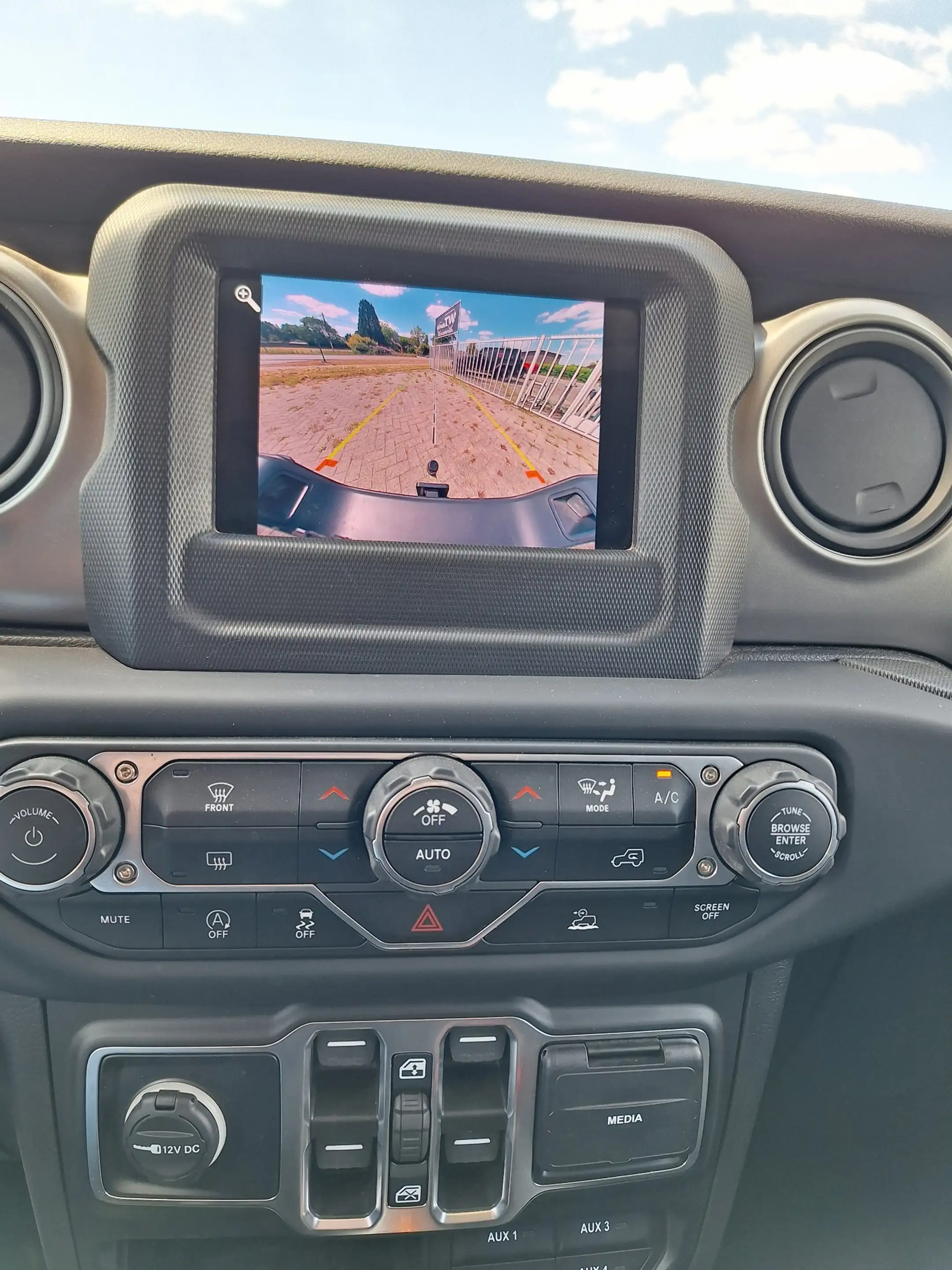 Jeep Gladiator 3.6 v6 18000km!! — photo 11