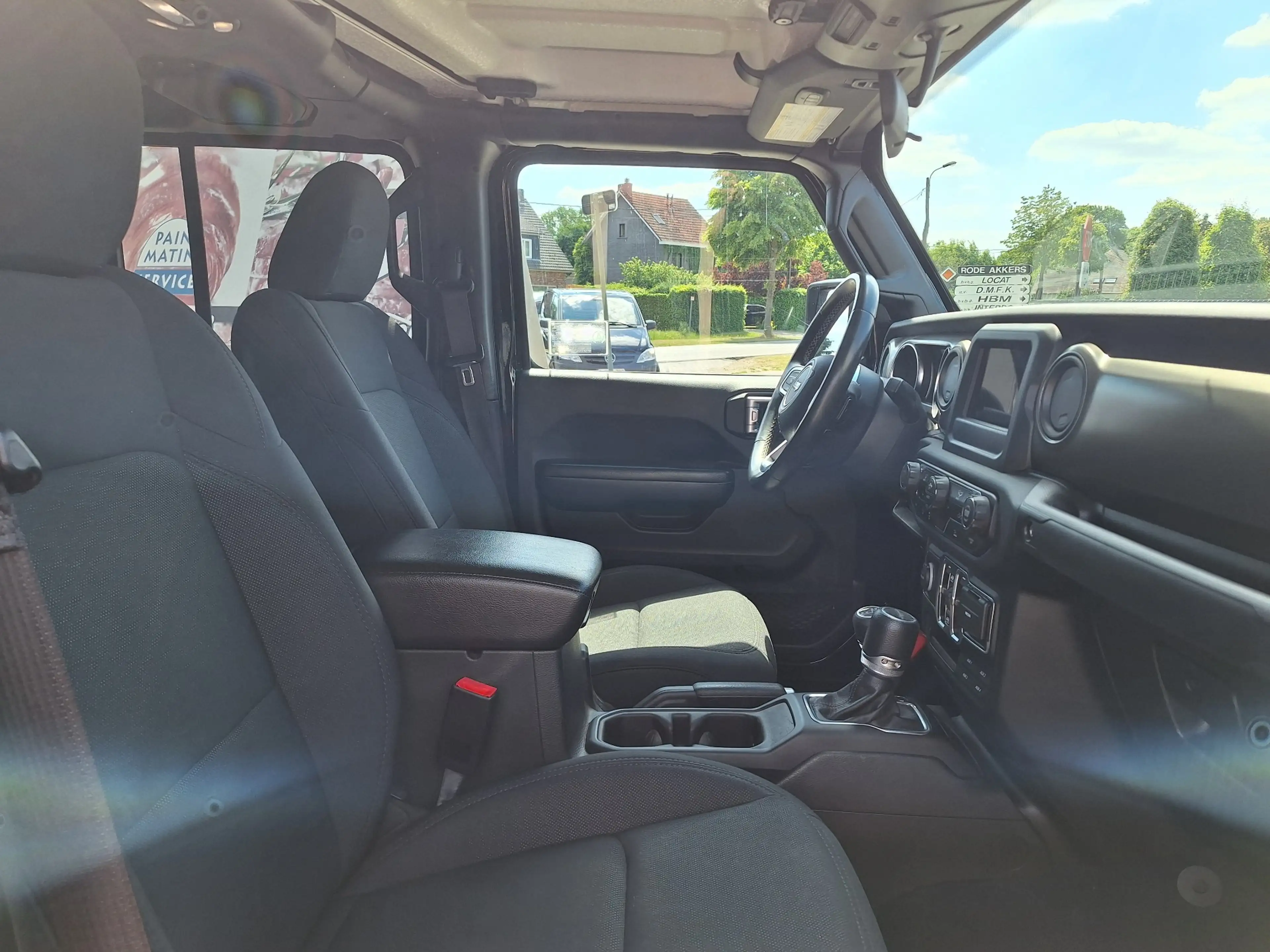 Jeep Gladiator 3.6 v6 18000km!! — photo 9