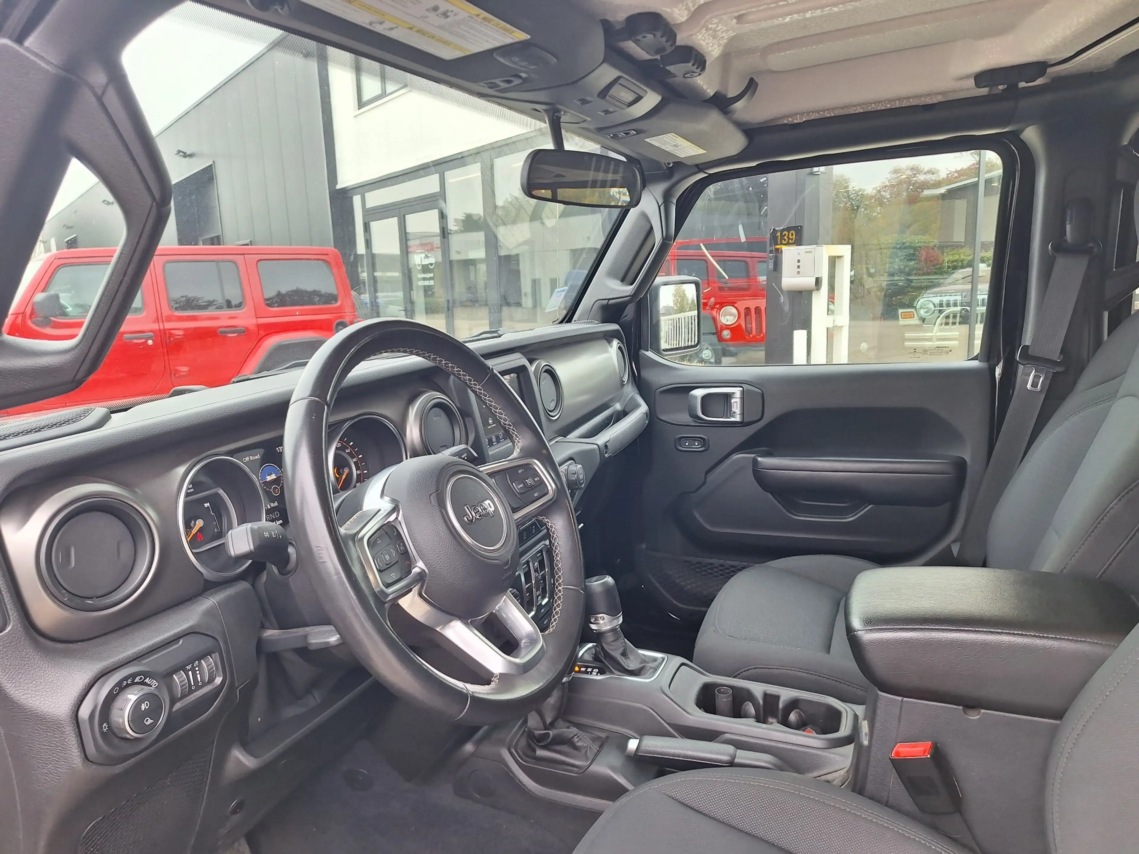 Jeep Gladiator 3.6 v6 18000km!! — photo 7