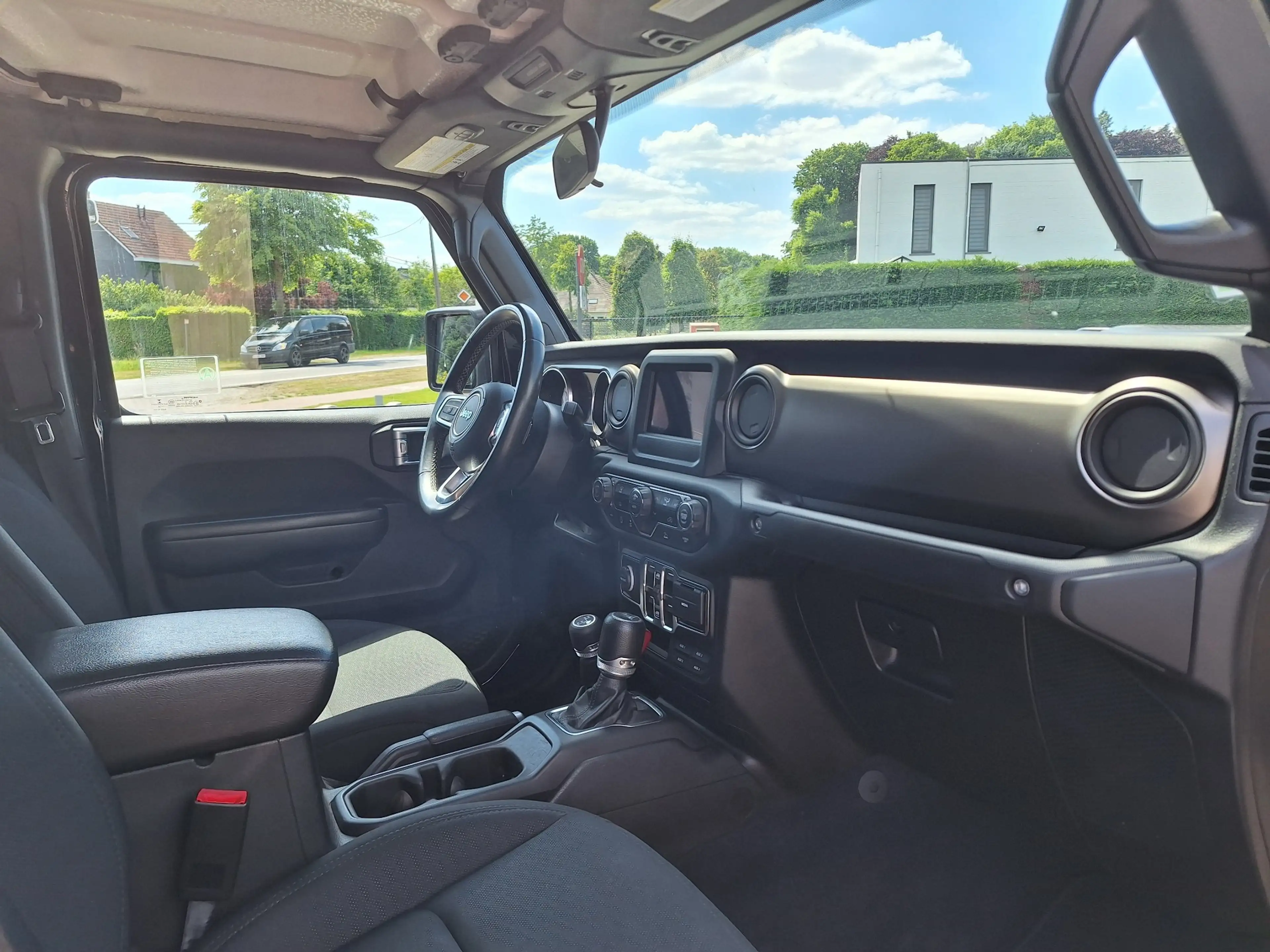 Jeep Gladiator 3.6 v6 18000km!! — photo 8