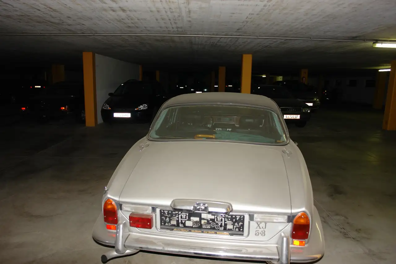 Jaguar XJ12 6,0 Aut., foto 4