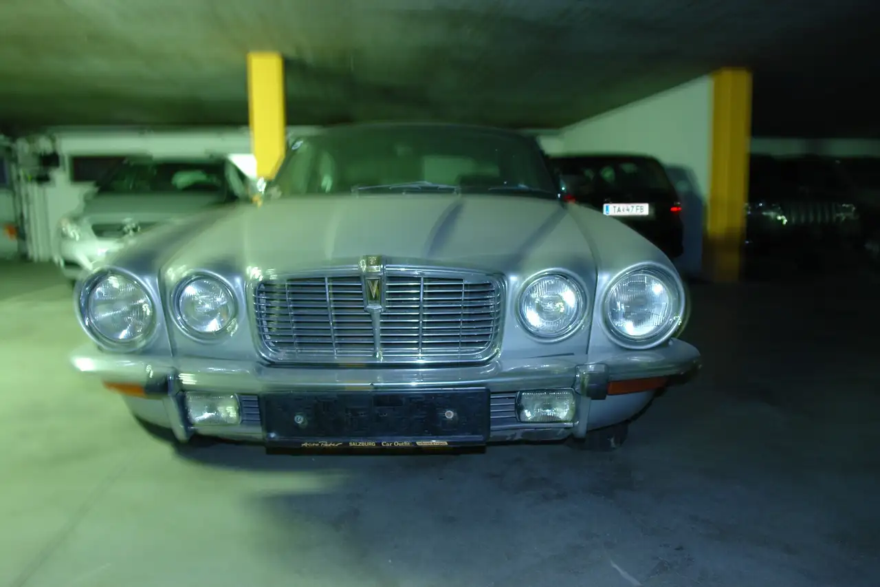 Jaguar XJ12 6,0 Aut., foto 5