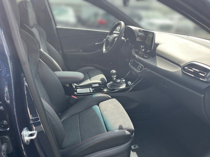 Hyundai i30 1.5 T-GDI 48V-Hybrid N Line — photo 11