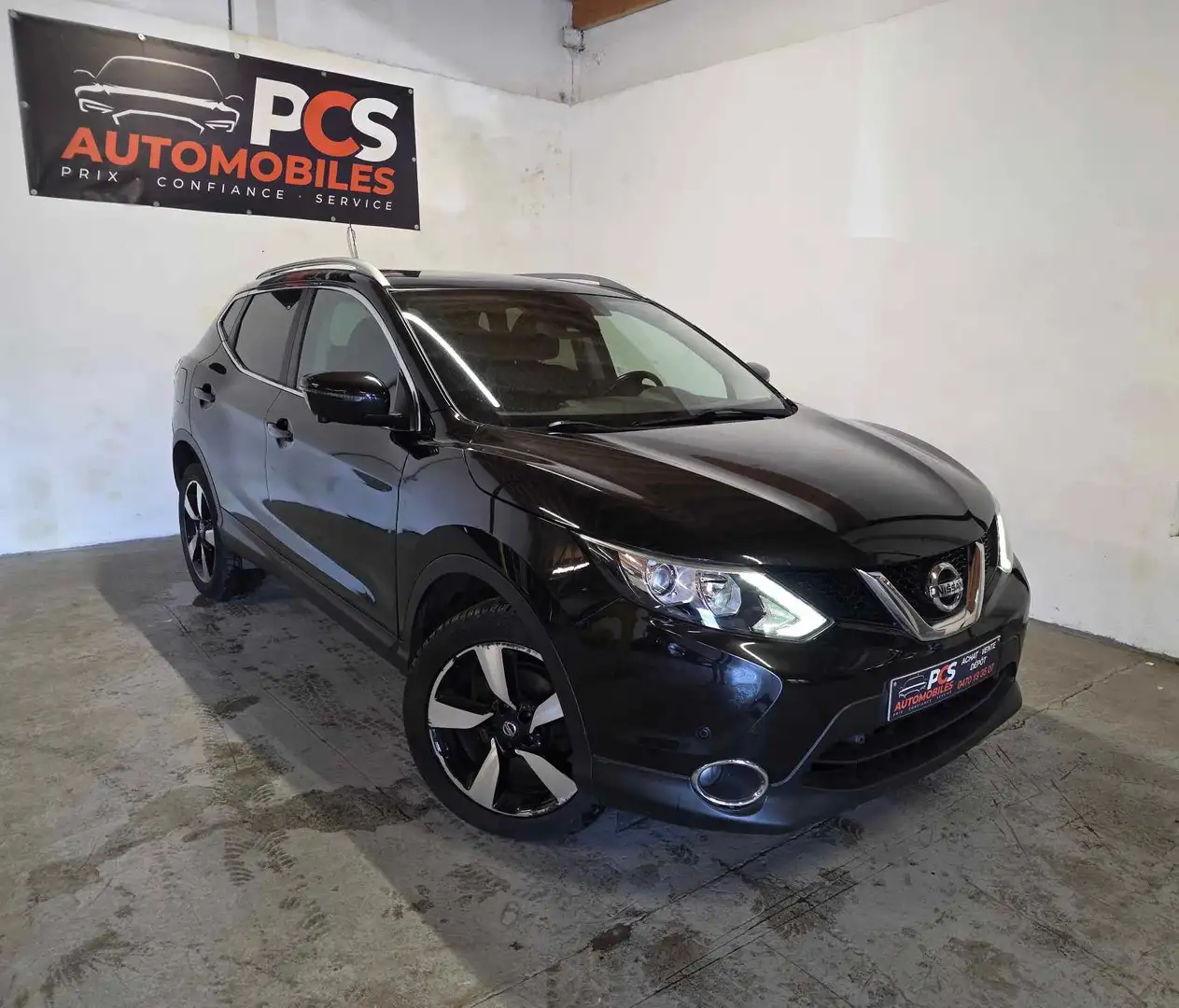 Nissan Qashqai 1.6 DIG-T 2WD N-Connecta*TOIT PANO*CAMERA 360*... Noir - 1