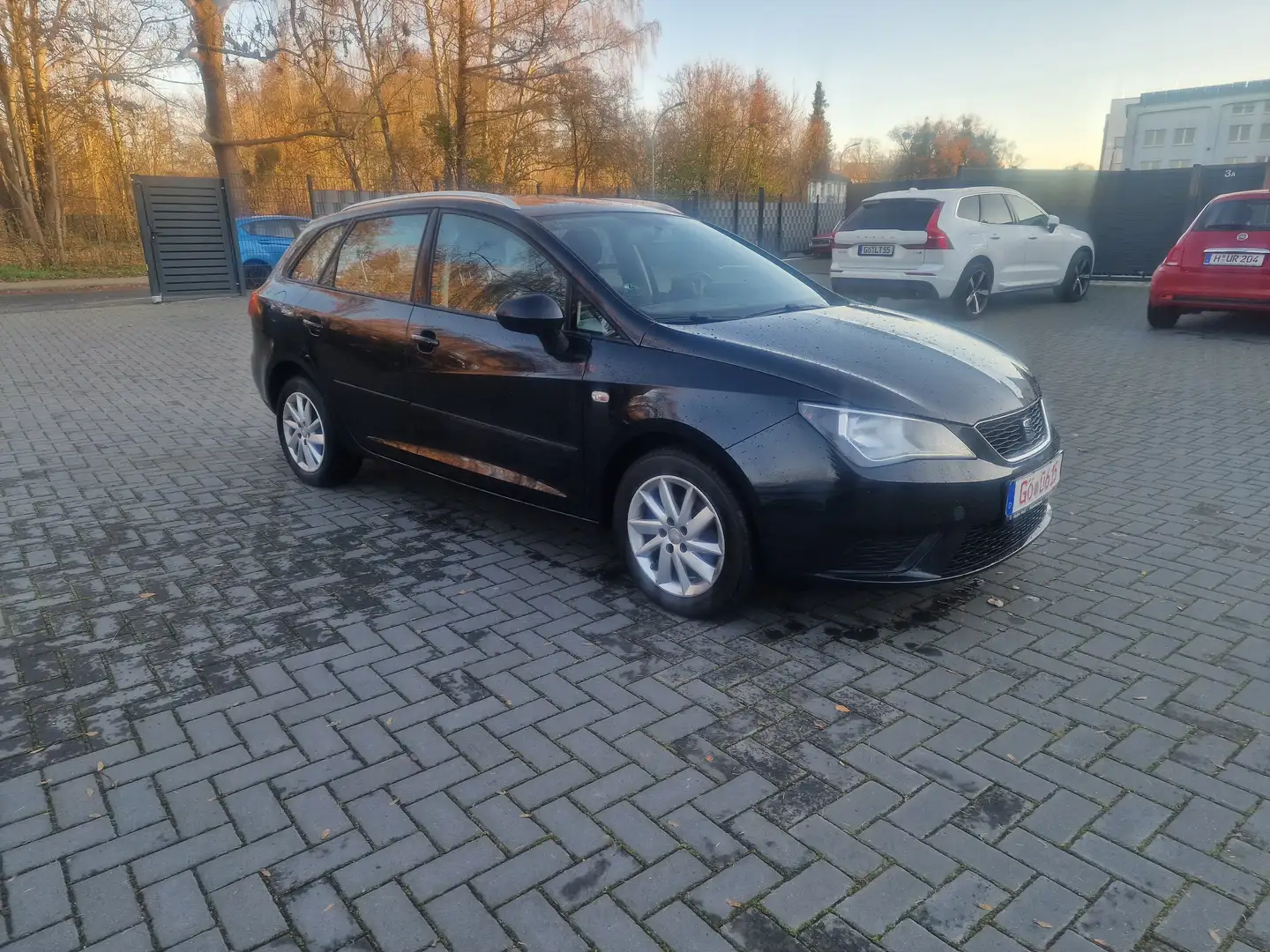 SEAT Ibiza Navi Klima Schwarz - 1