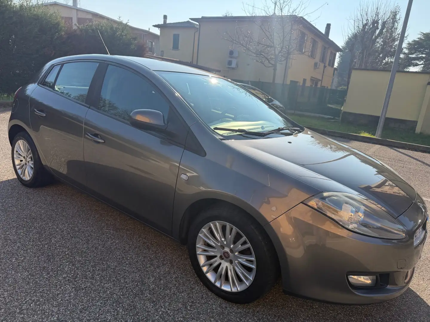 Fiat Bravo 1.4 GPL - NEOPATENTATI - 12 MESI DI GARANZIA - Grau - 2