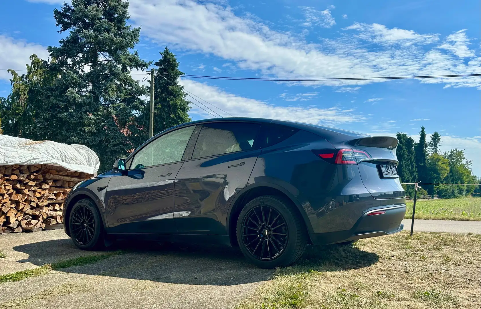 Tesla Model Y LR Long Range Dual AWD*MD23*schwarz&weiß*AHK*20 Grau - 2