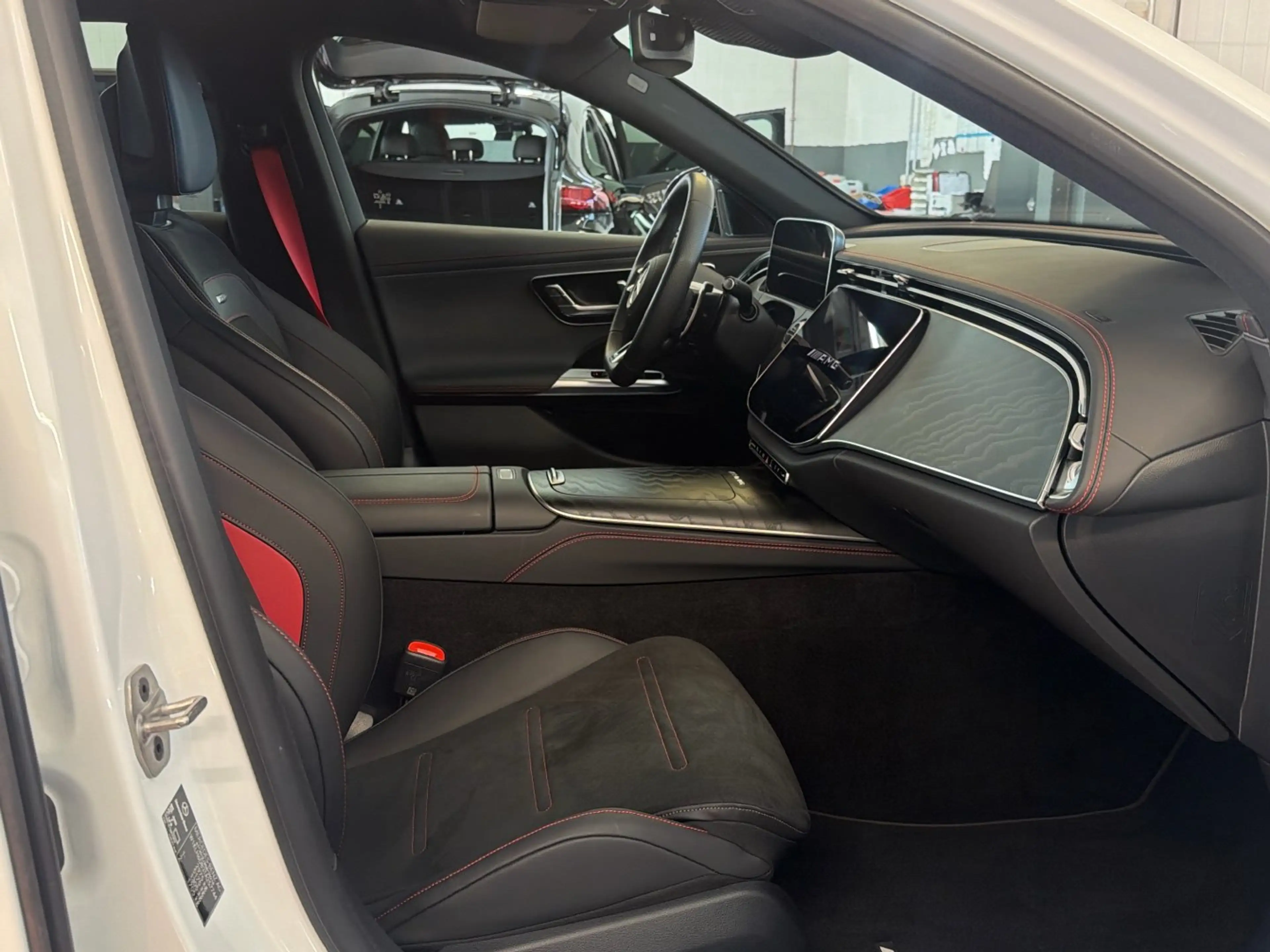 Mercedes-Benz E 53 AMG Hybrid 4M+ T Night Digital-L. 360° AHK — photo 14