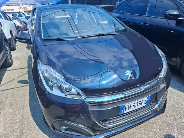Peugeot 208 view 15