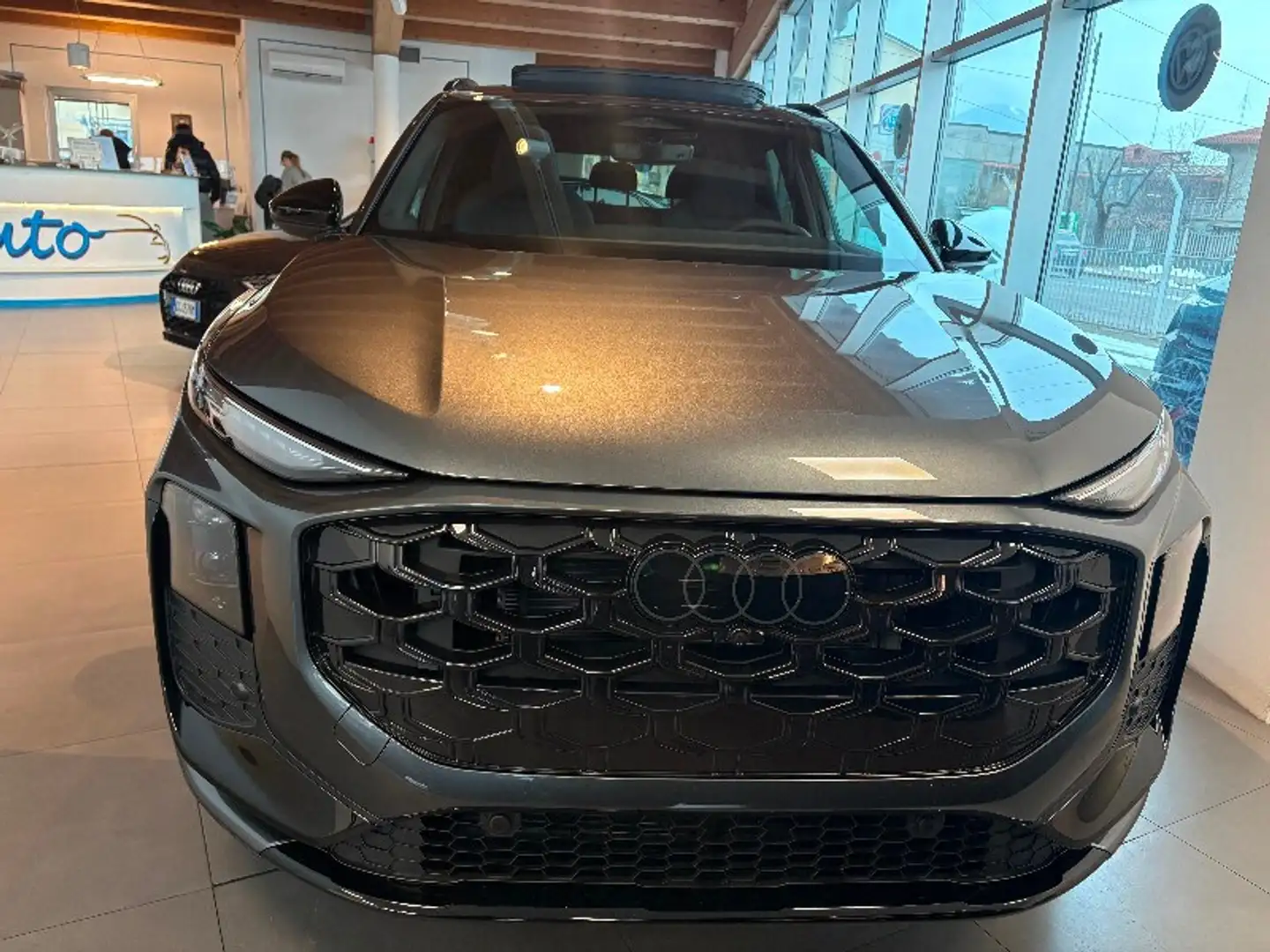 Audi Q3 Q3 TDI 110 kW S tronic S Line edition Grau - 1