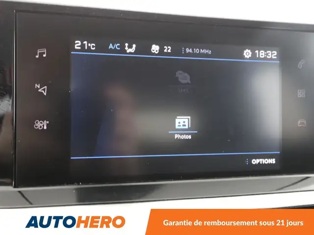 Peugeot 208 view 24