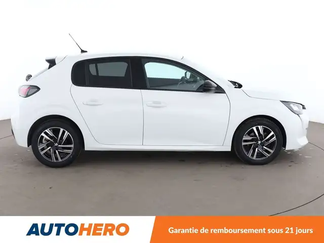Peugeot 208 view 7