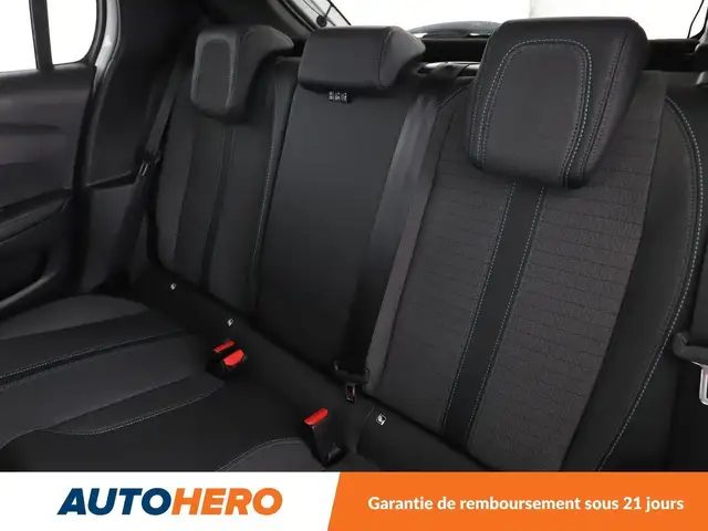 Peugeot 208 view 14