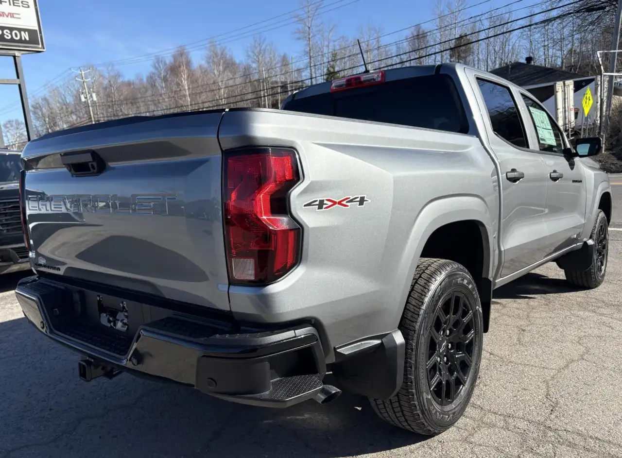 Chevrolet Colorado снимка Chevrolet Colorado
