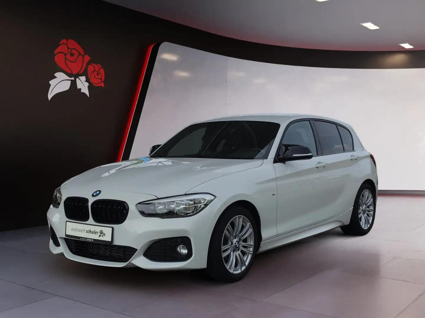 BMW 118 i 5-türig Klimaautomatik M Technik Bílá - 2