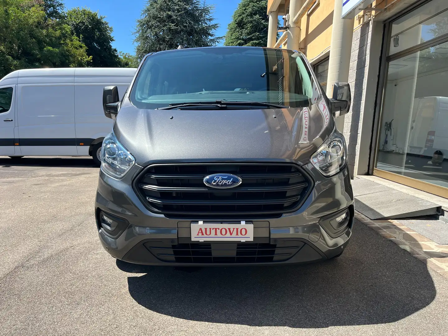 Ford Transit Custom 2.0Tdci 170cv 9-posti COMBI Gris - 2