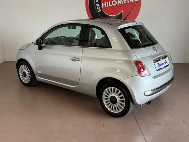 Fiat 500 view 3