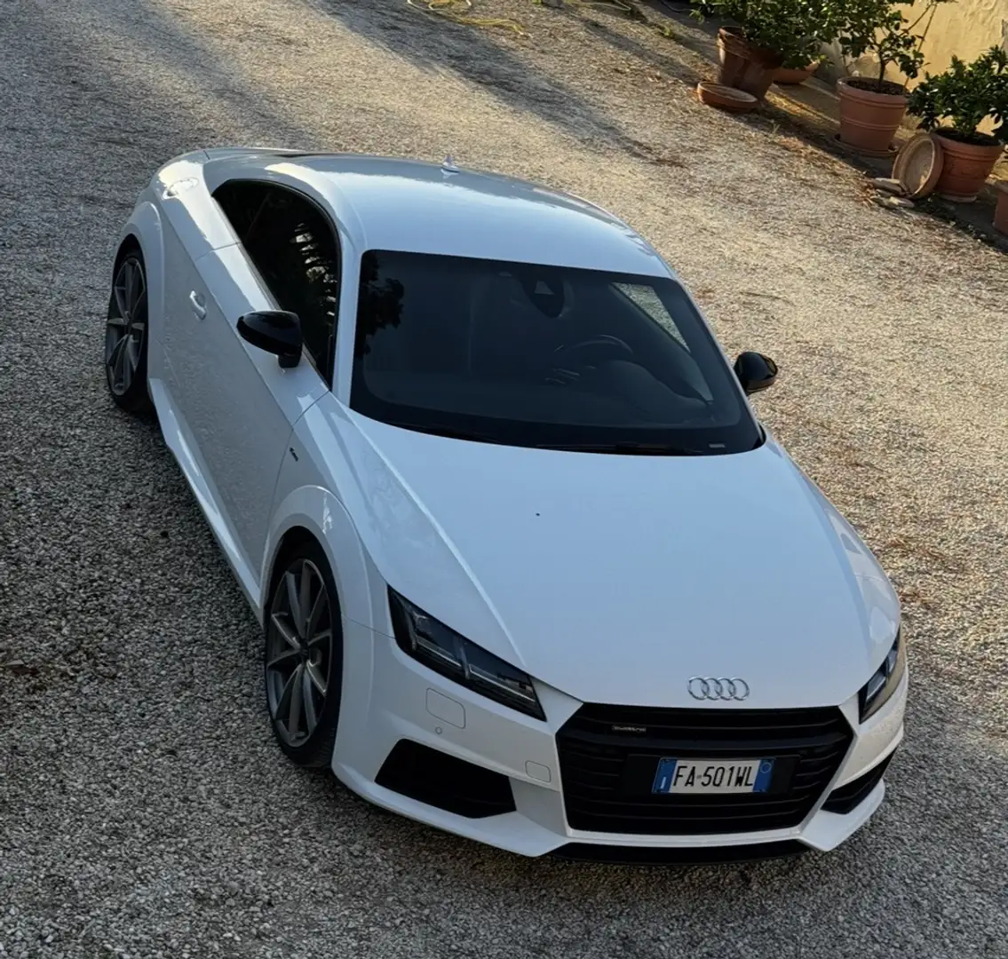 Audi TT Coupe 2.0 tfsi S line quattro s-tronic - 1