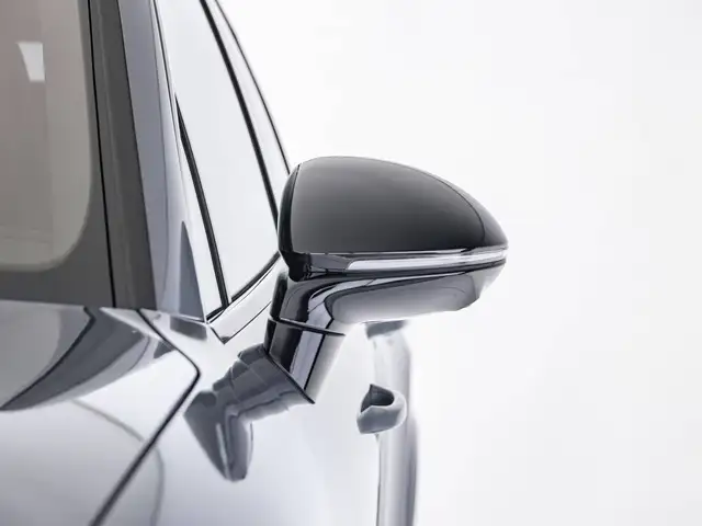 Porsche Cayenne view 15