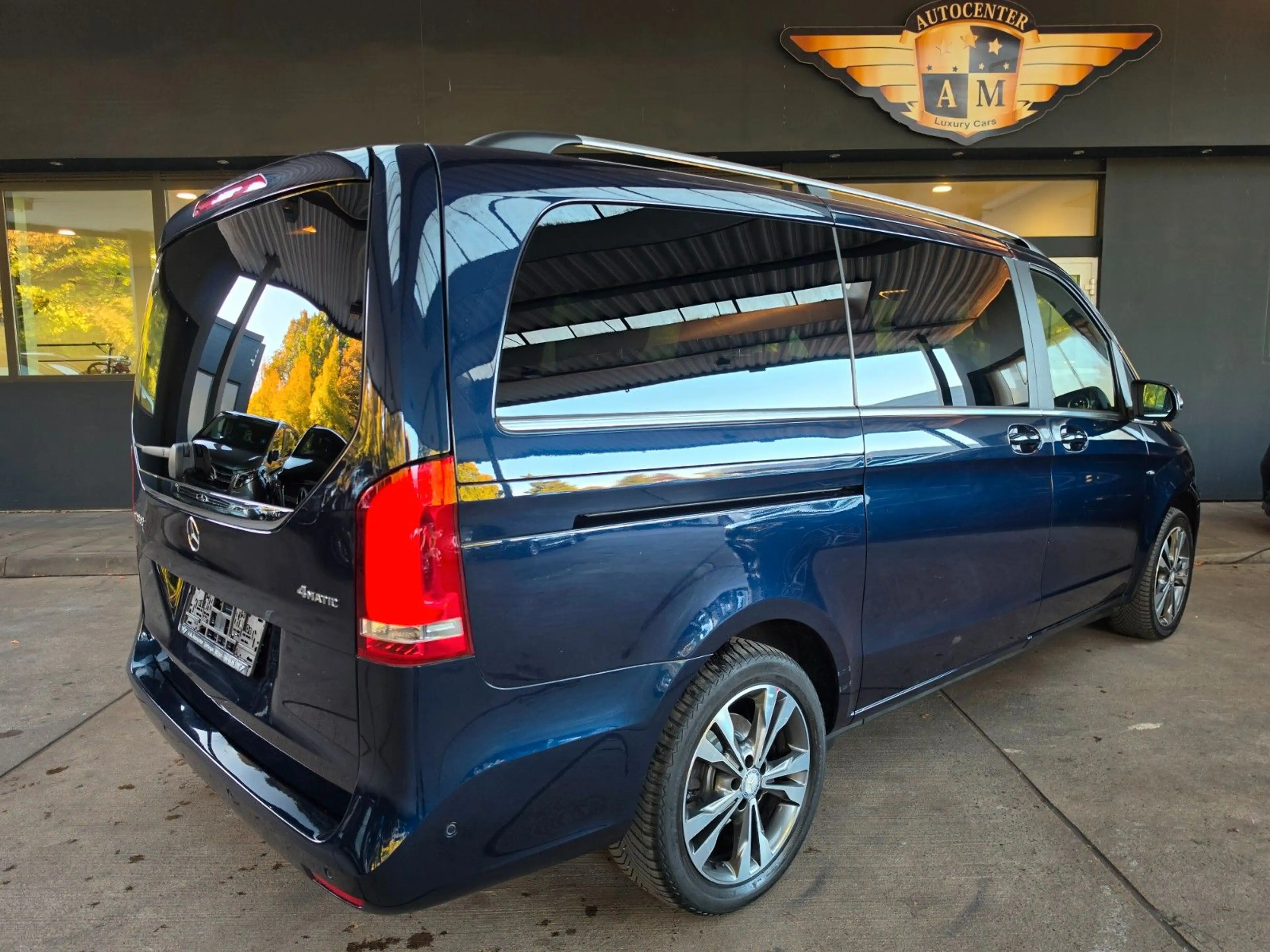 Mercedes-Benz V 250 d Lang 4MATIC AVANTGARDE EDITION LEDER/360° — photo 5
