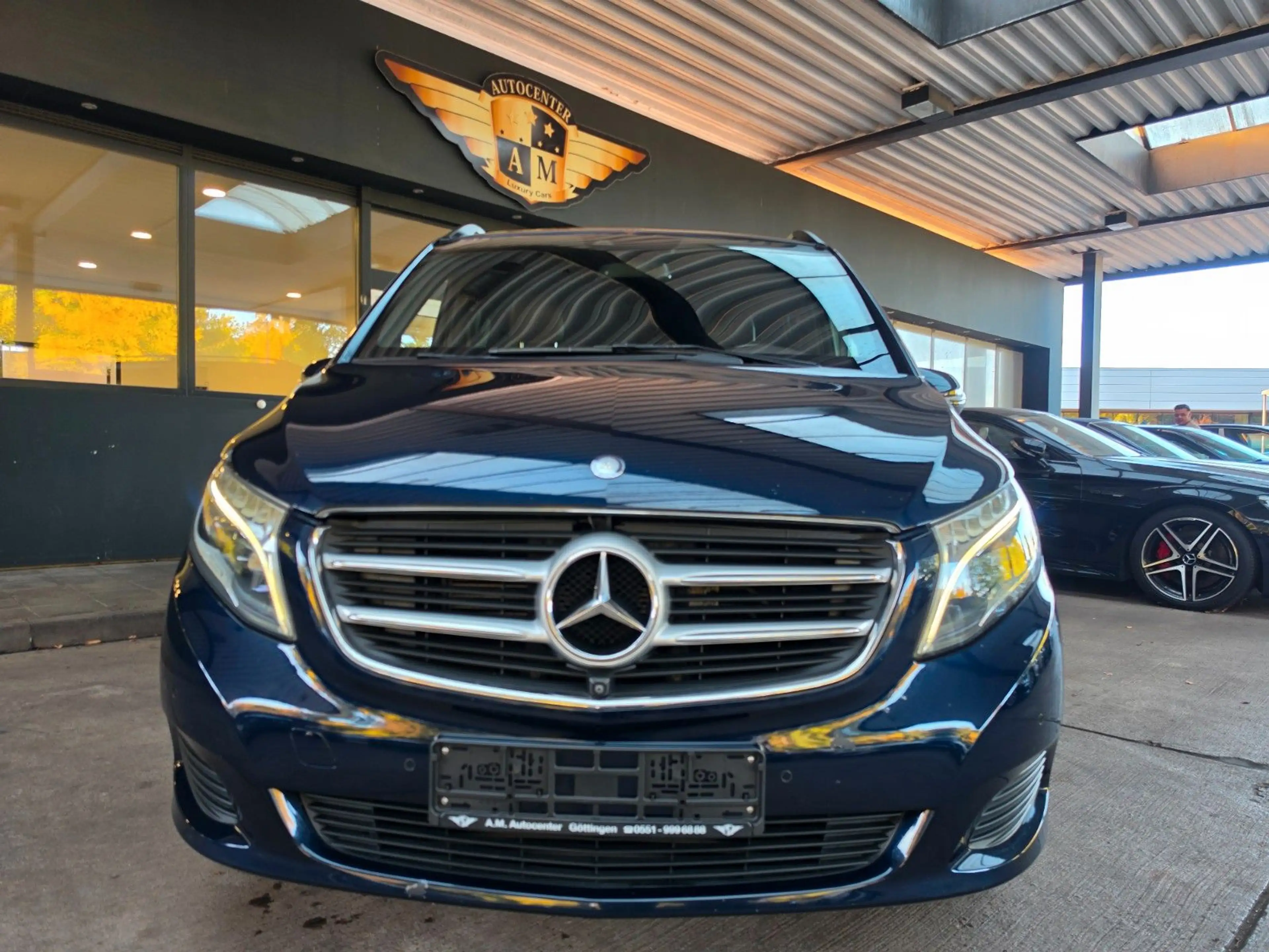 Mercedes-Benz V 250 d Lang 4MATIC AVANTGARDE EDITION LEDER/360° — photo 2