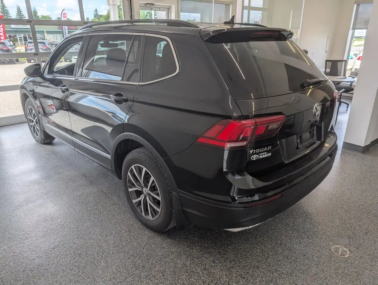 Volkswagen Tiguan photo Volkswagen Tiguan