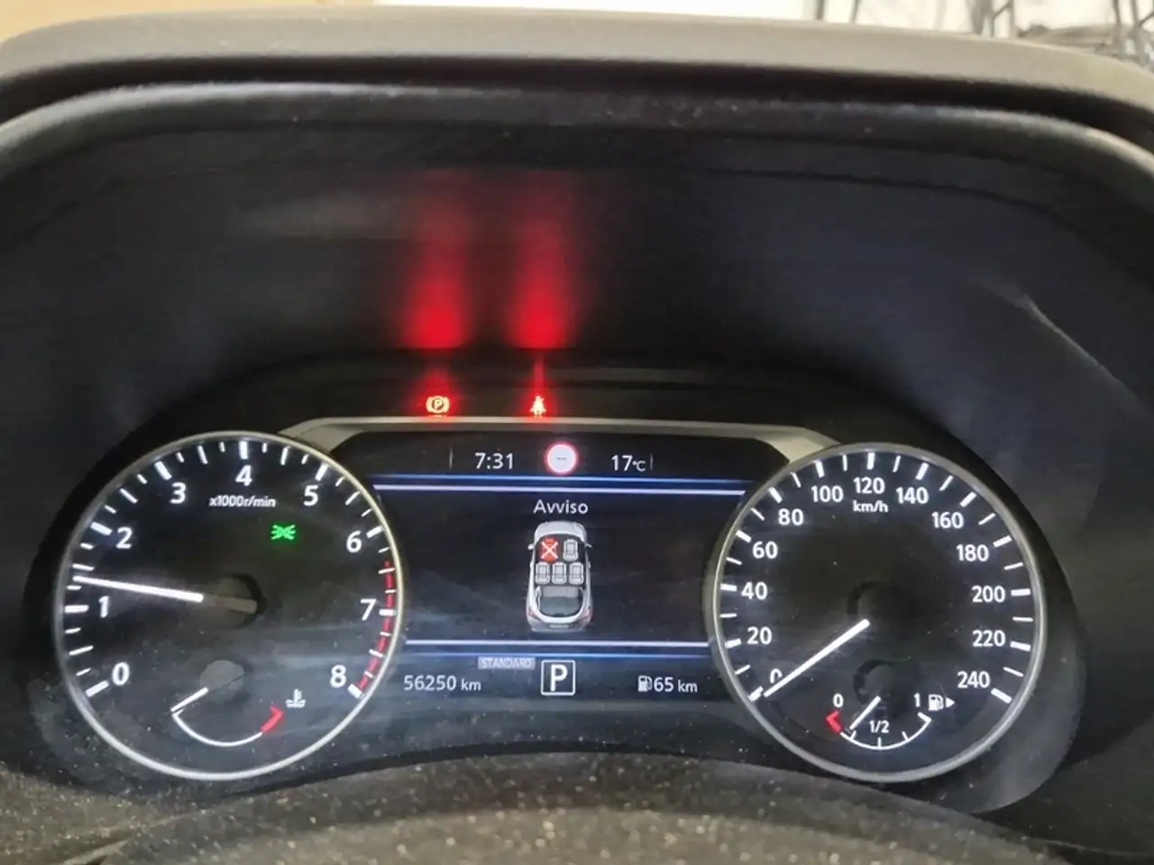 Nissan Juke 1.0 DIG-T 114 N-CONNECTA DCT CROSSOVER 8