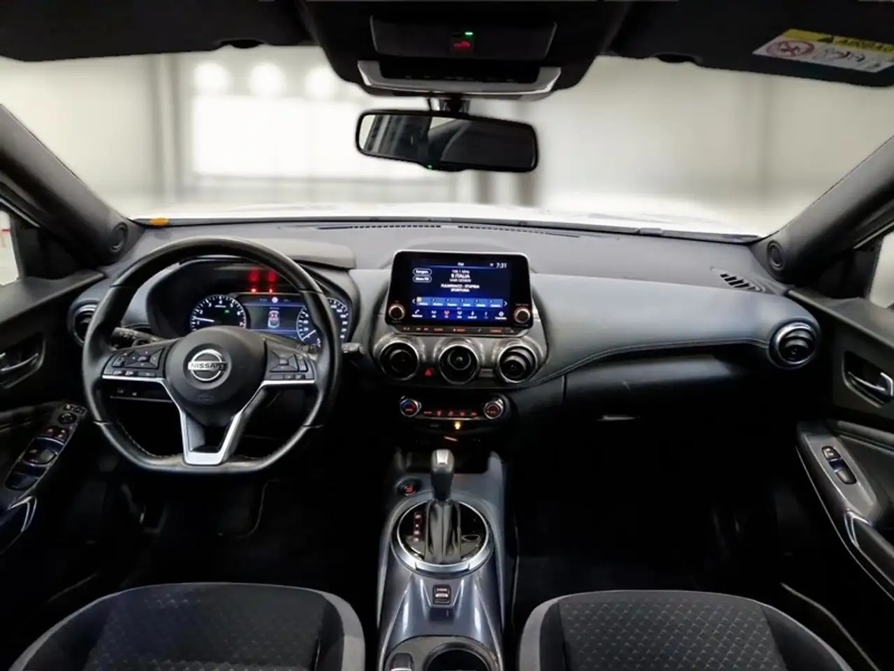 Nissan Juke 1.0 DIG-T 114 N-CONNECTA DCT CROSSOVER 7