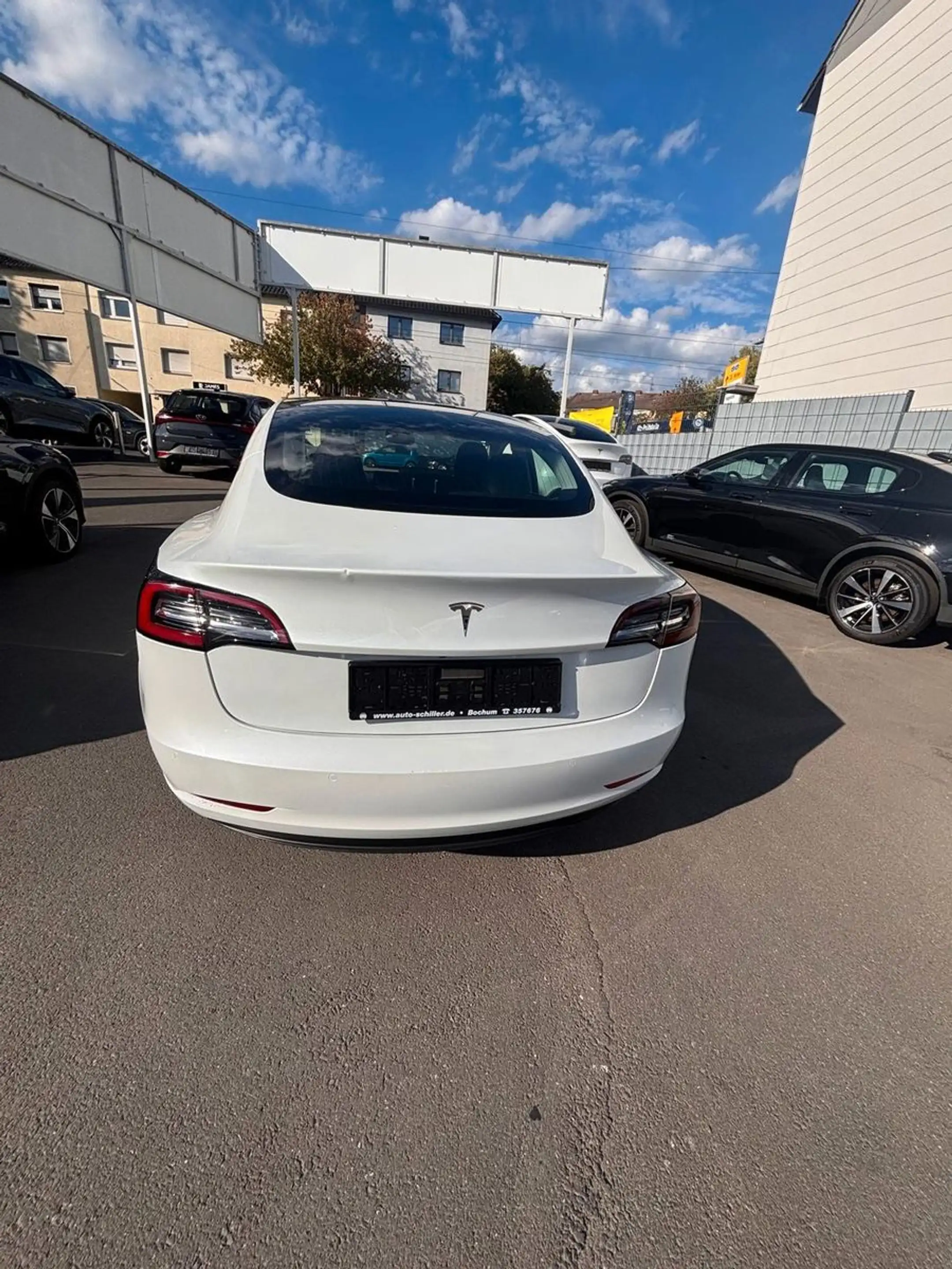 Tesla Model 3 Standard Range RWD — photo 7