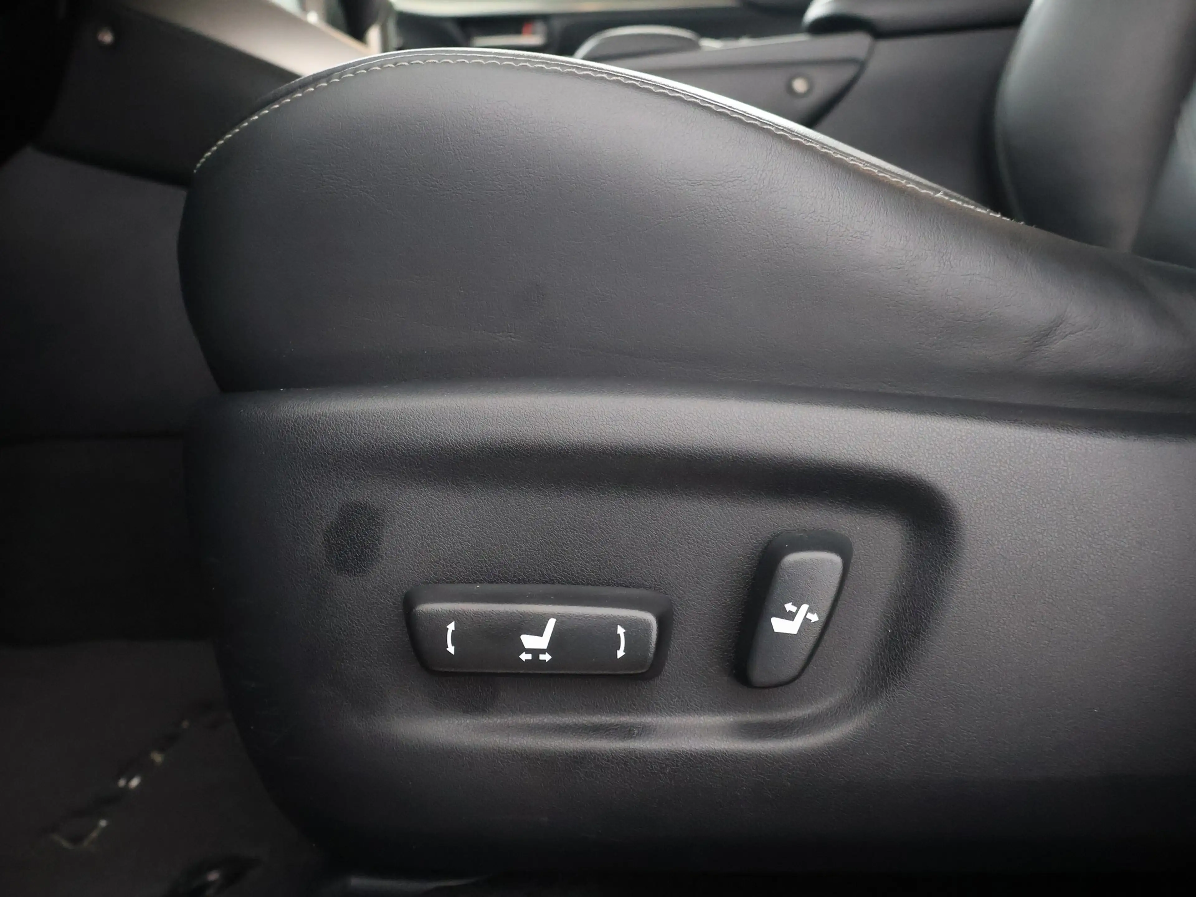 Lexus NX 300h AWD Luxury Edition | Dealer Onderhouden | Trekhaak — photo 5