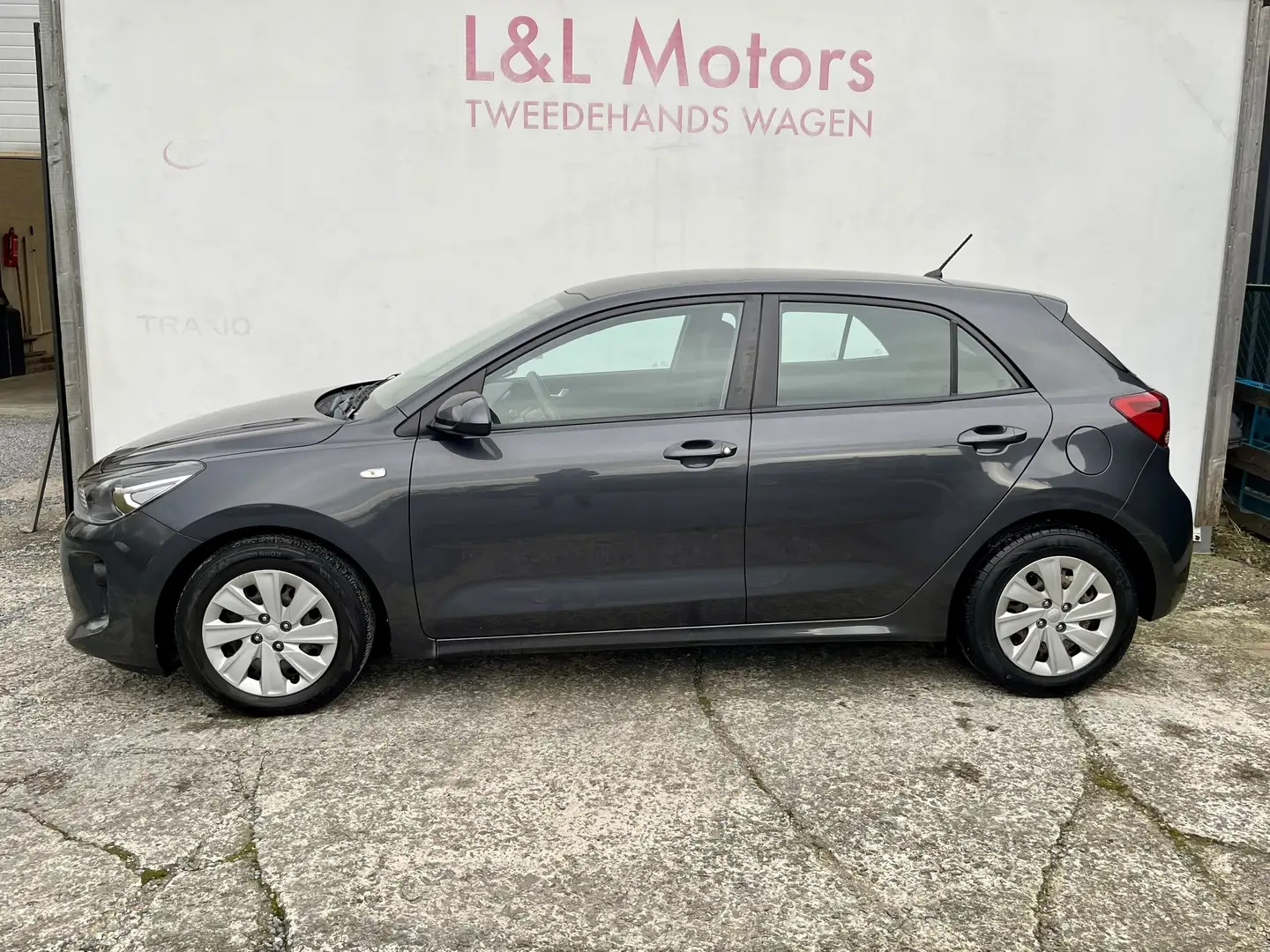 Kia Rio 1.2i Easy*Airco/Climatisation*Euro6b 1Owner Gris - 2