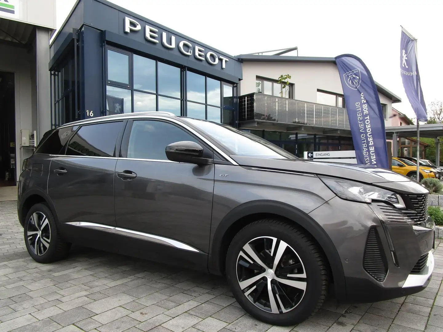 Peugeot 5008 5008 BlueHDi 180 EAT8 GT Grau - 1