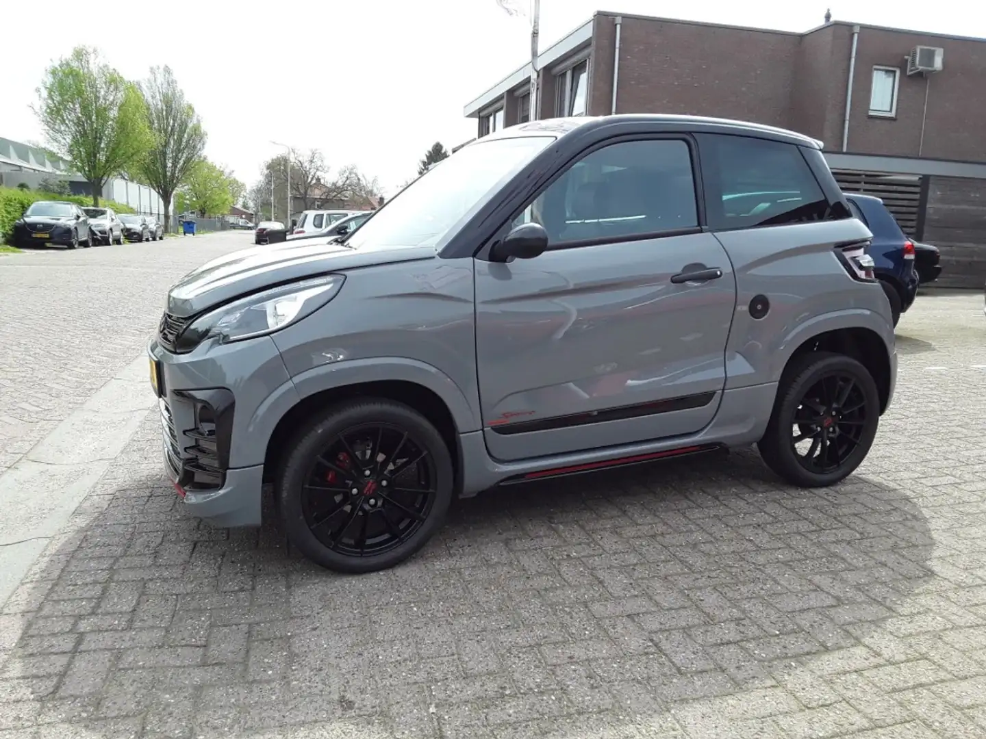 Ligier JS 60 L SPORT ULTIMATE DCI / AIRCO / STUURBEKRACHTIGING Gris - 2